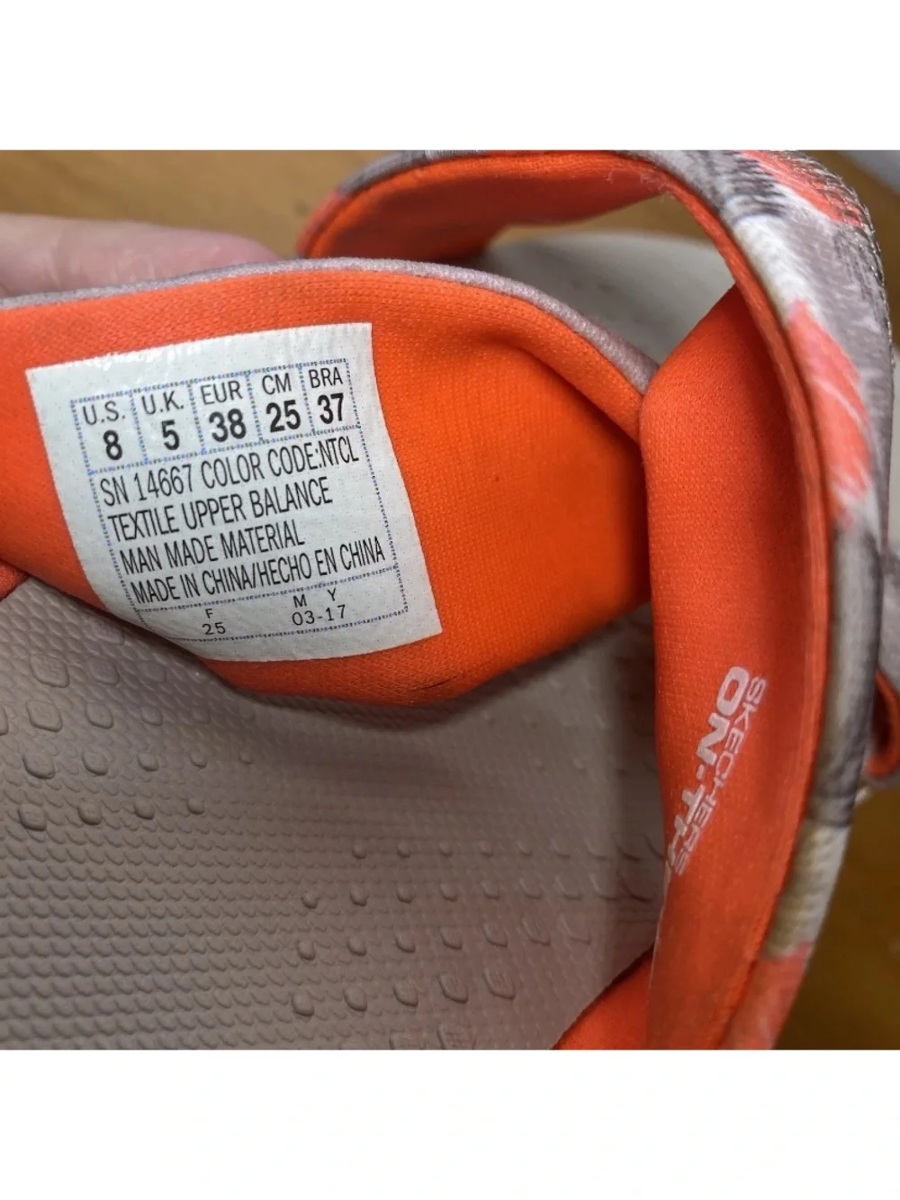 Skechers Women’s 8 On The Go 400 Tropical Cross-Over Grey Orange Sandals Slides